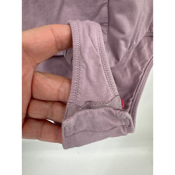 Everlane The Long-Sleeve V-Neck Bodysuit Lavender Size Medium - Picture 4 of 4